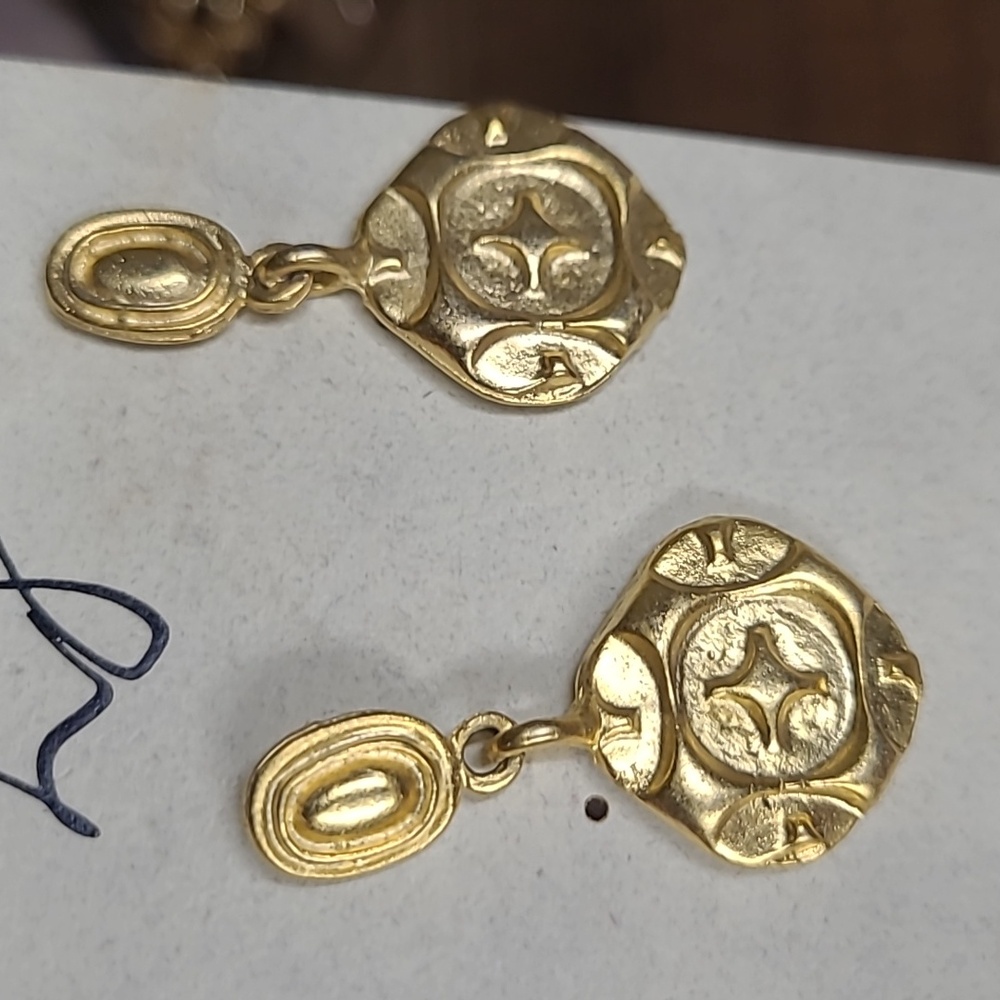 VINTAGE Legends Gold Brutalist Earrings